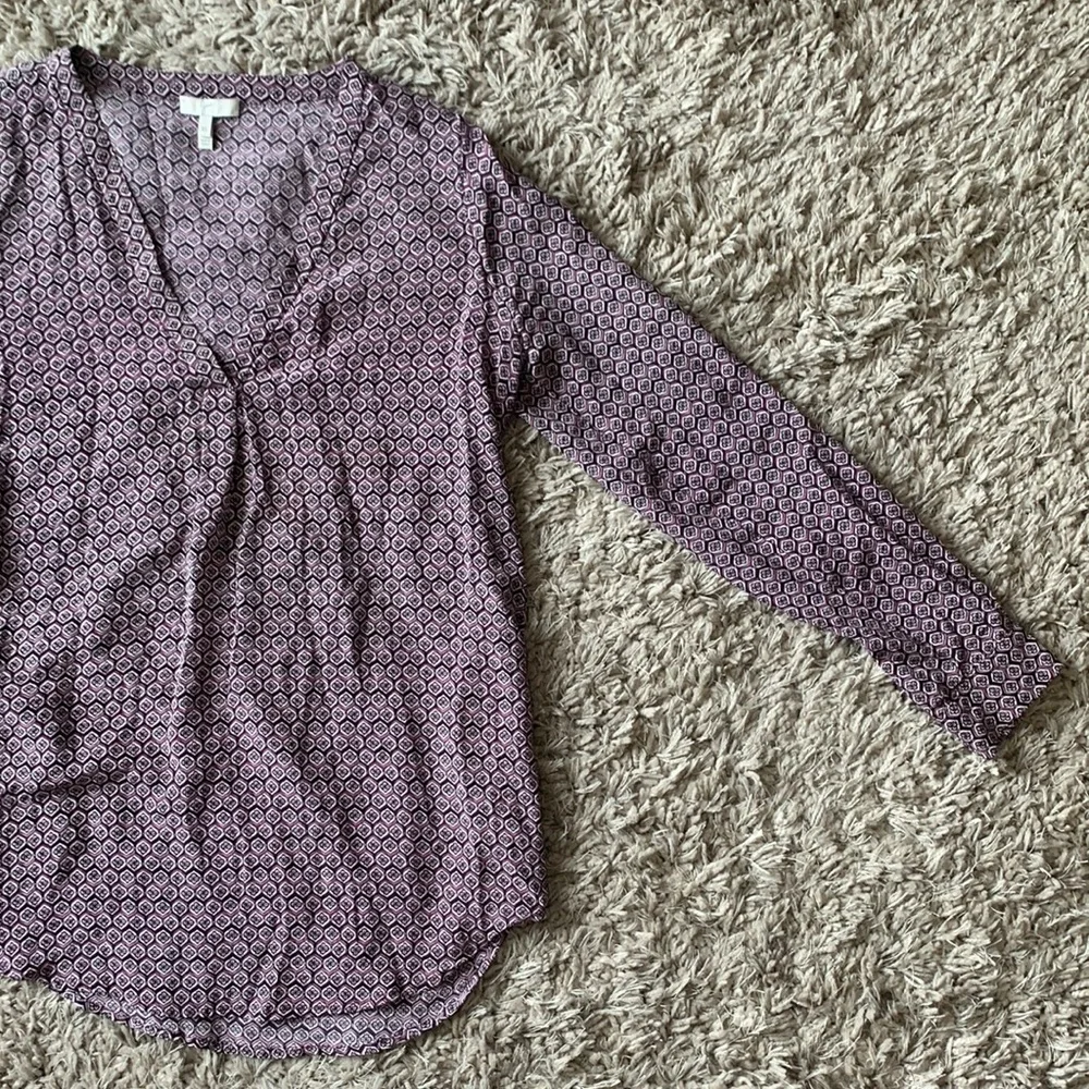 JOIE 100% Silk Blouse - Picture 2 of 12